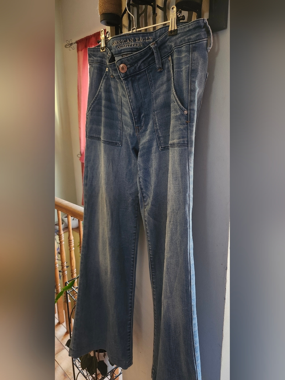 American Eagle Outfitters Light Blue Super Stretch Jeans